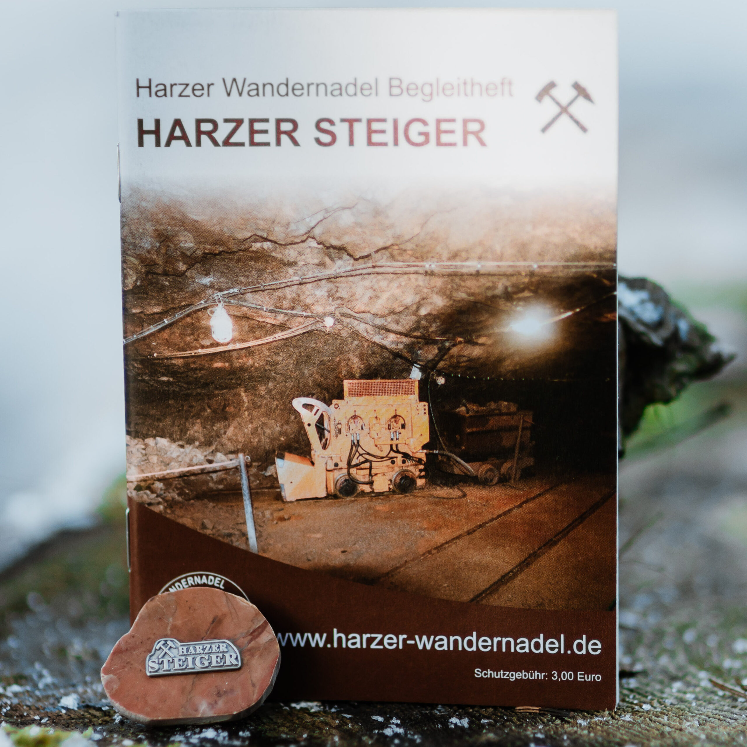 Harzer Steiger hiking booklet and badge